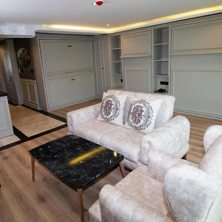 Bueyuek Hamit Istanbul